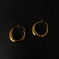ゴールドフープピアス