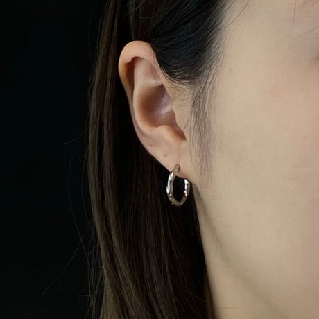 シルバーツイストピアス（両耳用）