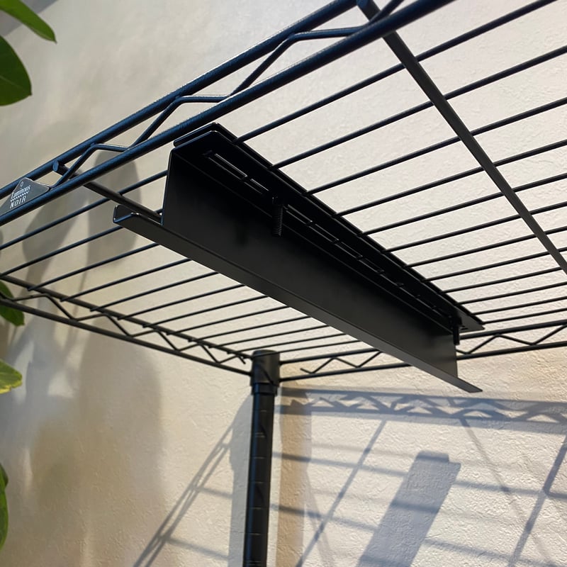 アイアンラック＆メタルラック用 水受け金具 ラックに取り付けできる水受けトレー金具 | Lim iron craft