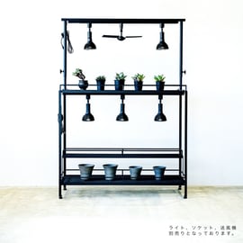 水受けトレーが取り付けらる植物棚 | Lim iron craft