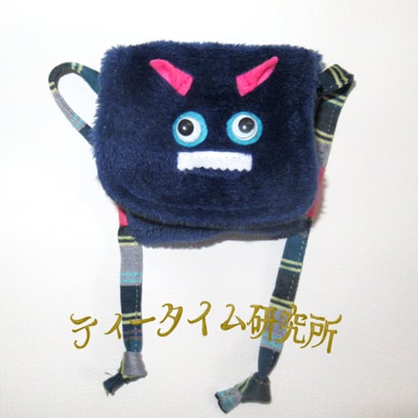 Sサイズ　ふわふわリュック　モンスター