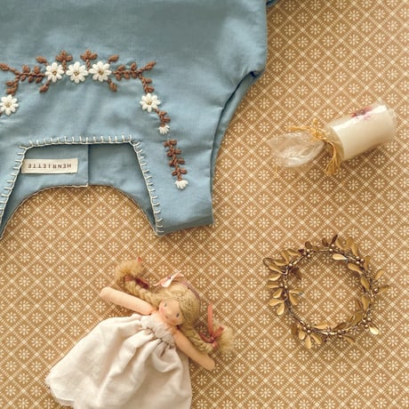 Loulou  オーダーメイドの刺繍見本