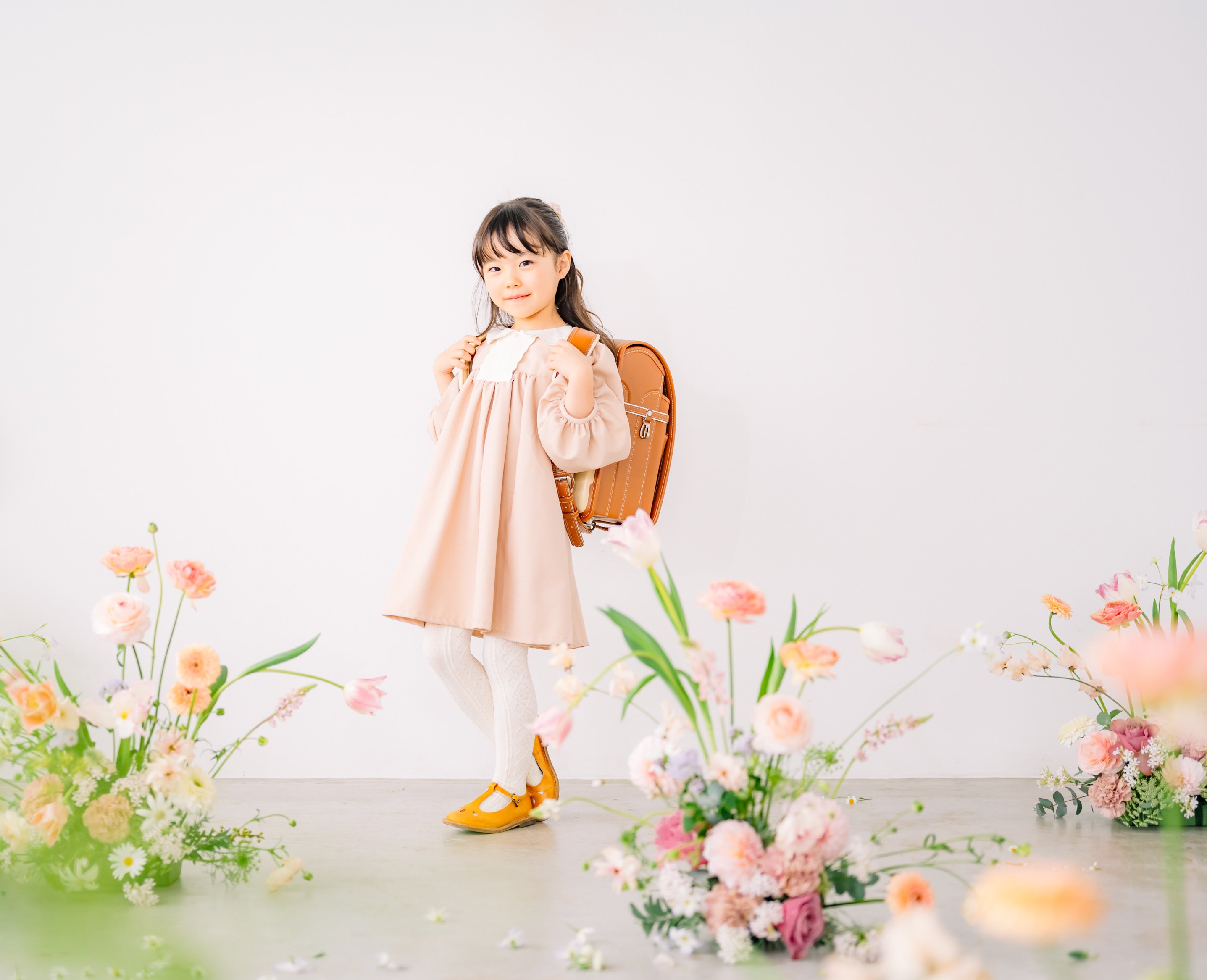 étoile 【ピンクベージュ】刺繍襟のセレモニーワンピース | atelier 