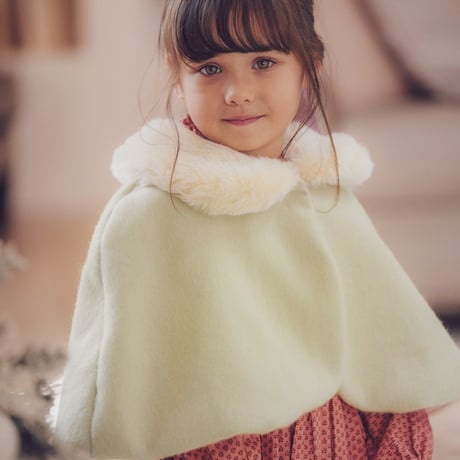 Fluffy wool poncho 《Lime green》