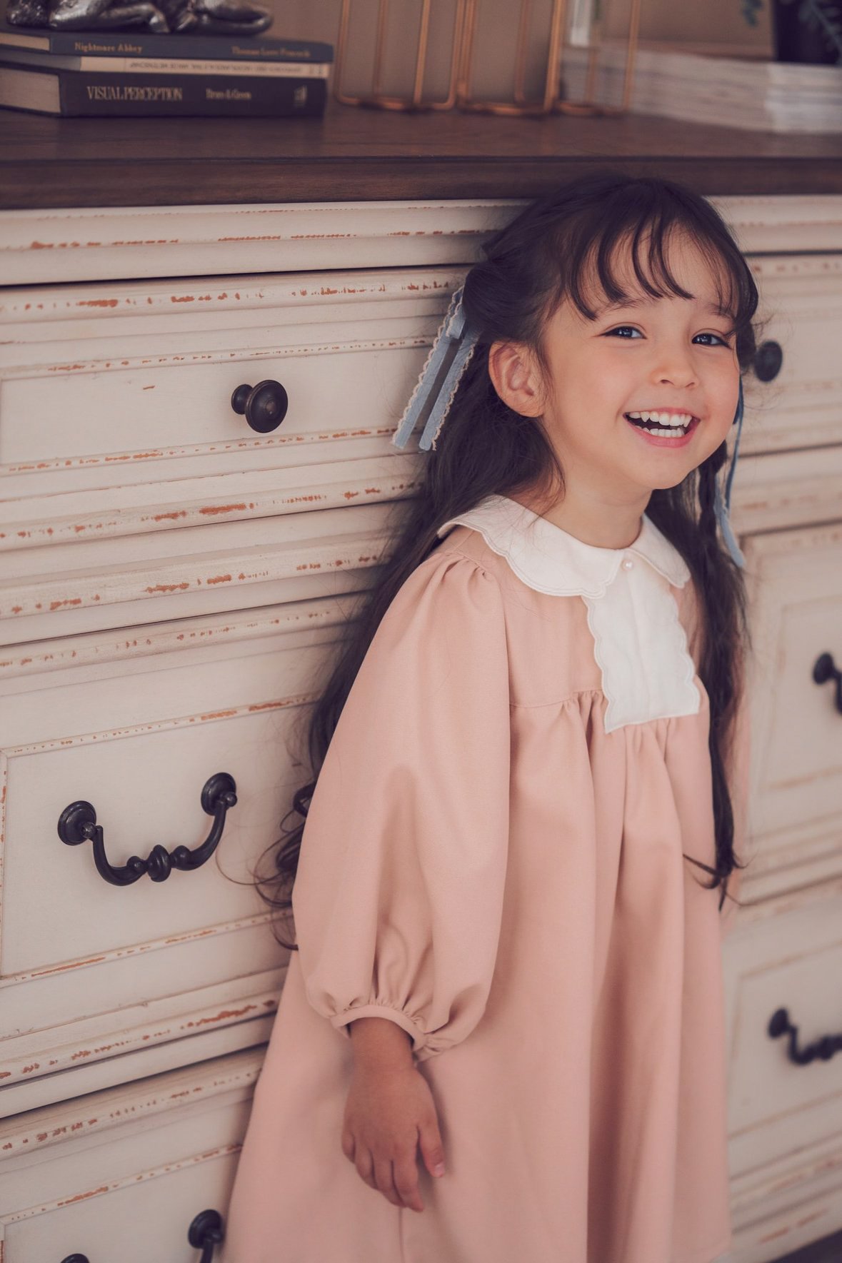 étoile 【ピンクベージュ】刺繍襟のセレモニーワンピース | atelier