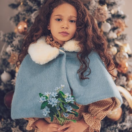 Shaggy wool poncho 《tweedia》