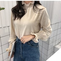 上品映え  レディースTシャツ  フリル  長袖  スリム  トップス