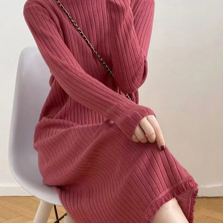 裾フリンジ付き リブニットワンピース秋冬