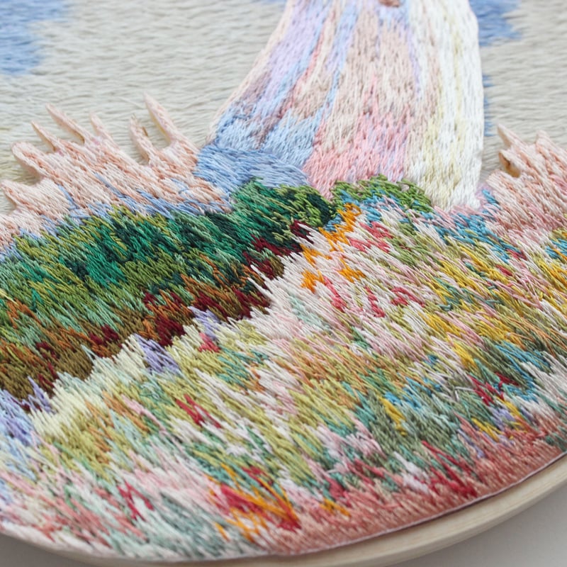 最初に注意事項がございます】日傘を持つ女の壁掛け刺繍 | ami embroidery