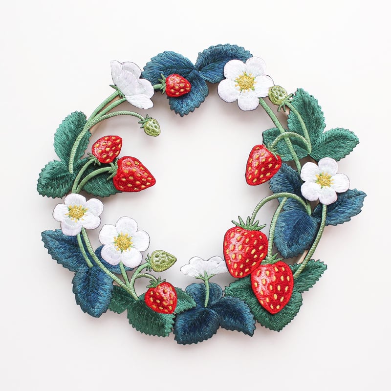 ミニリース.。oOレースのリース刺繍枠のリース エクリュ紅茶染めレース