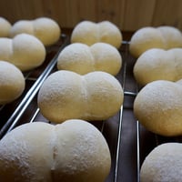 ＜定番＞豆乳仕込みのしろぱん4個入