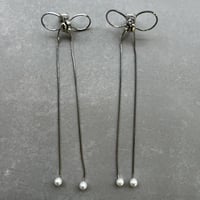 【BLEU FUMÉ】GB47SE（クリップ式イヤリング）／GB47SP（ピアス）