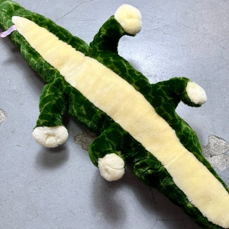 USED “WISHPETS” STUFFED CROCODILE