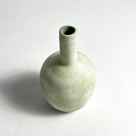 USED FADED CERAMIC FLOWER VASE