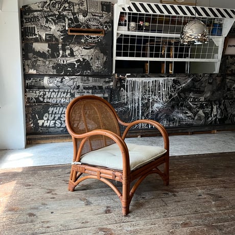 USED RATTAN ARM CHAIR