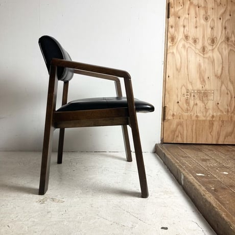 WOODEN ARM CHAIR