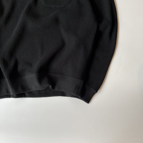 COMFORTABLE REASON "Big Waffle Mock Neck"