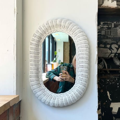 USED RATTAN FLAME WALL MIRROR