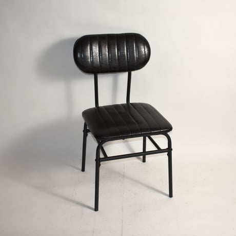 USED VINYL LEATHER IRON LEG CHAIR