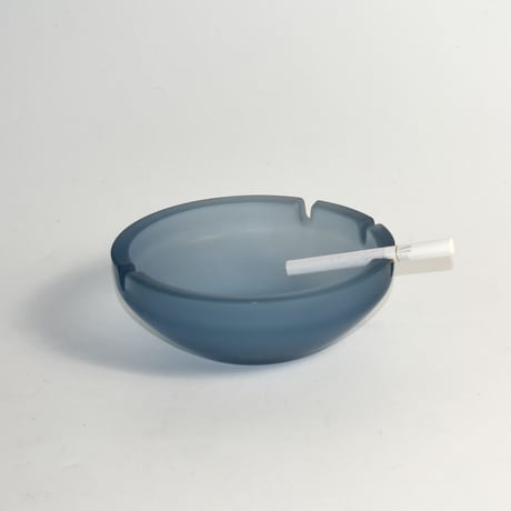 USED GLASS ASH TRAY