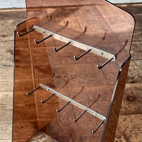 USED ACRYL ACCESSORY STAND