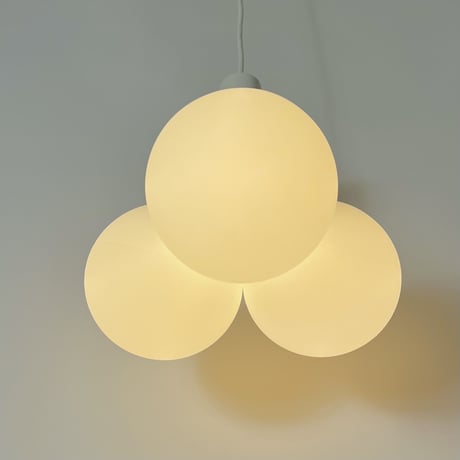 USED SILICONE 3BALLS PENDANT LAMP