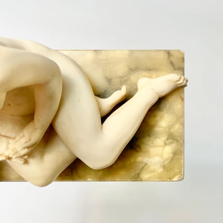 USED MARBLE FEMALE SCULPTURE
