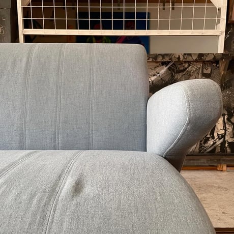 USED WOODEN LEG FABRIC 2P SOFA