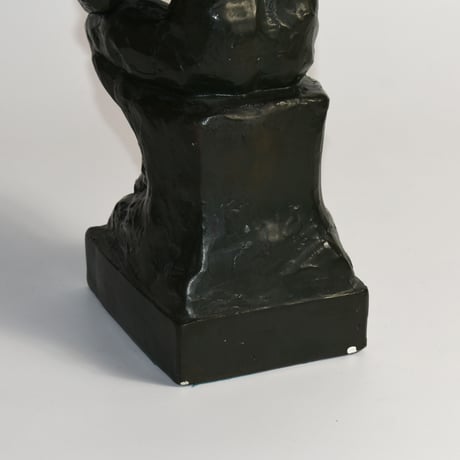 USED THE THINKER STATUE