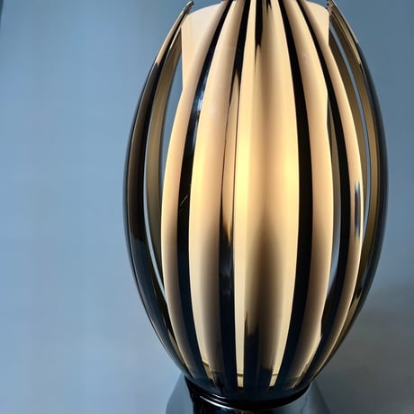 USED "AZZARDO ELBA TABLE" ACRYL SHADE TABLE LAMP