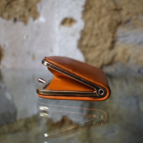 CLASP LEATHER COIN CASE