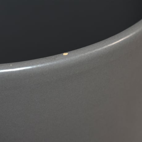 USED 00'S CERAMIC PLANTER