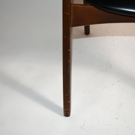 VINTAGE 60'S "KOTOBUKI" WOODEN LEG LEATHER SEAT