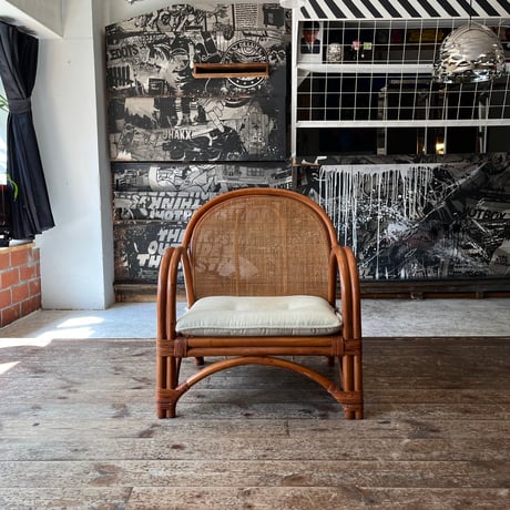 USED RATTAN ARM CHAIR