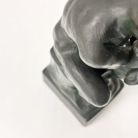 USED "THE THINKER" CERAMIC STATUE