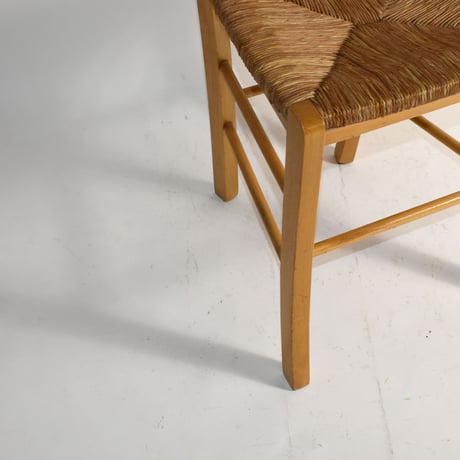 USED WOODEN FLAME RATTAN SEAT CHAIR