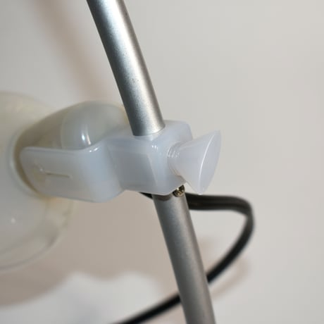 LIFTABLE SHADE DESK LAMP