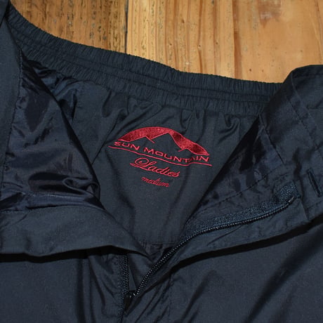 LADIES USED "SUN MOUNTAIN" NYLON PANTS
