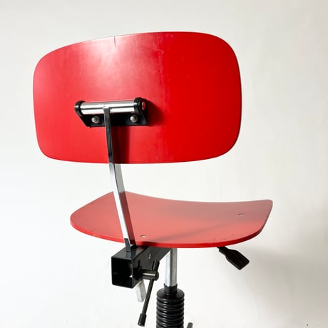 USED WOODEN DESK CHAIR