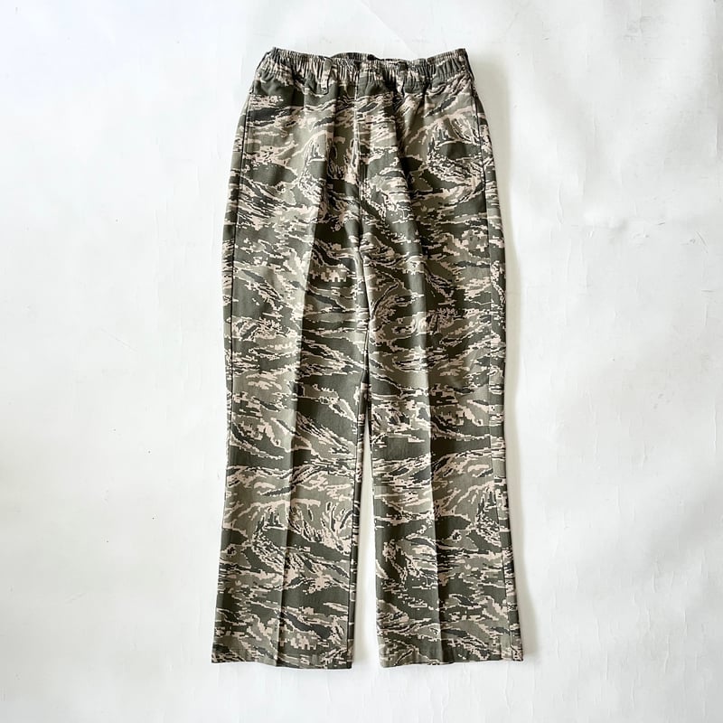 COMFORTABLE REASON Camo DOC Slacks 美品 COMFORTABLE REASON Camo DOC Slacks