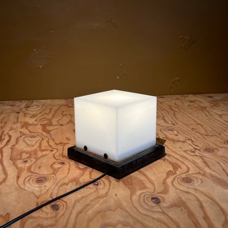 USED PLASTIC SHADE SQUARE LAMP