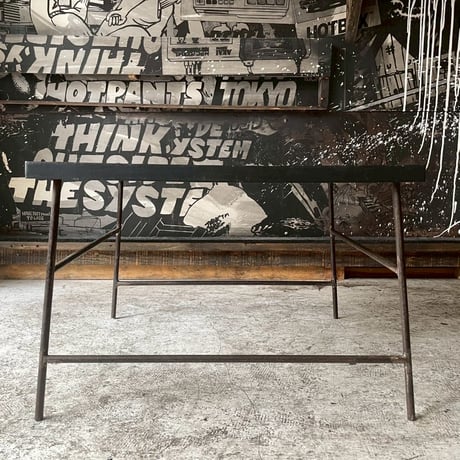 VINTAGE STEEL SIDE TABLE