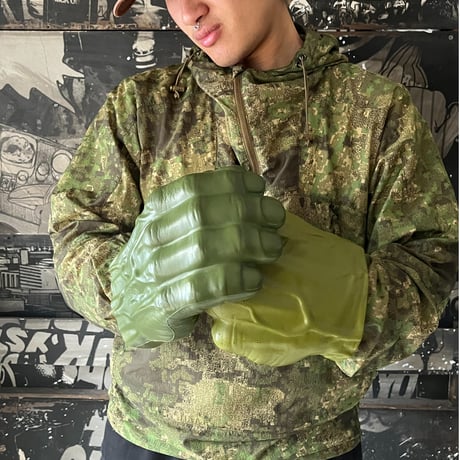 USED HULK HANDS