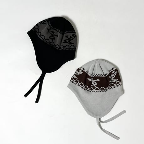 COMFORTABLE REASON "Dub Eﬀect Ear Flap"