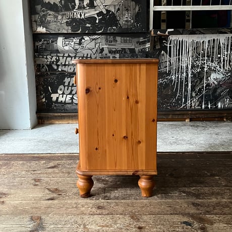 USED WOODEN CHEST