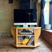 USED  WOODEN CARRY TV STAND