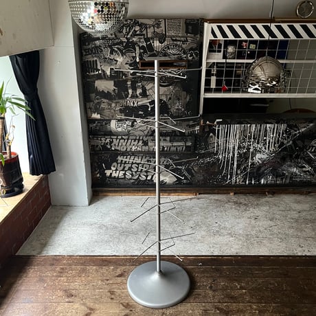 USED STEEL POLE HANGER RACK