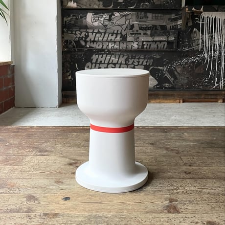 USED PLASTICS SIDE TABLE & STOOL