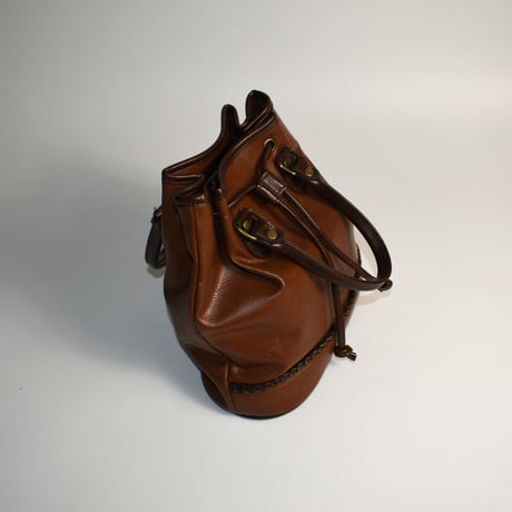USED "LIZ CLAIBORNE" LEATHER PORCH