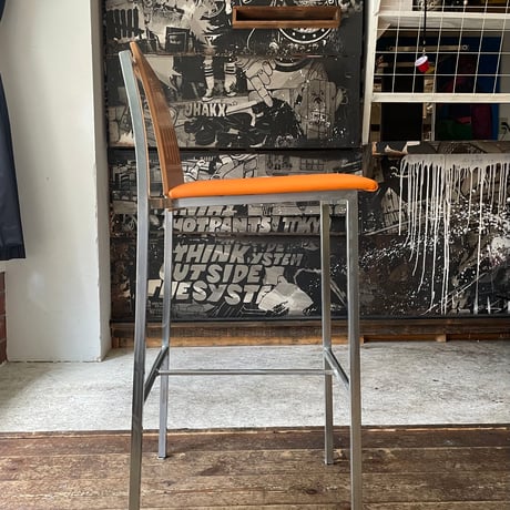 USED STEEL COUNTER CHAIR